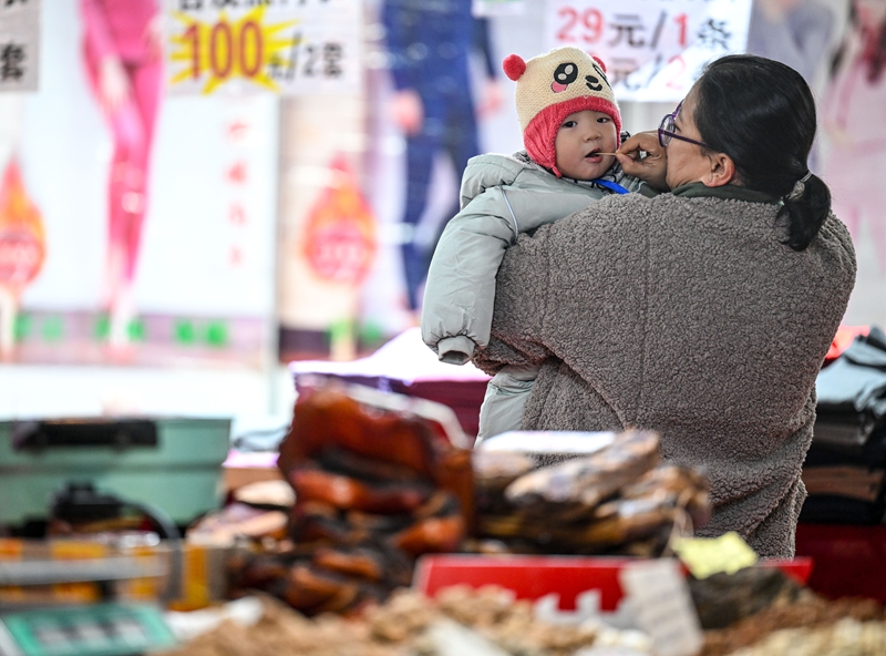 ：置办年货迎春节冰球突破平台银川(图3)